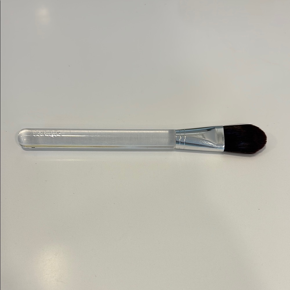 Clinique Professional Makeup Brush with Black Bristles